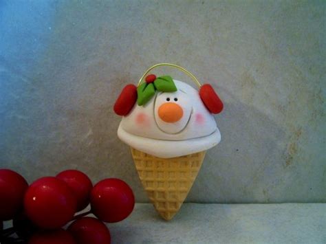 Snowman Ice Cream Cone Holiday Ornament Etsy Porcelana Fr A Navidad Porcelana De Navidad