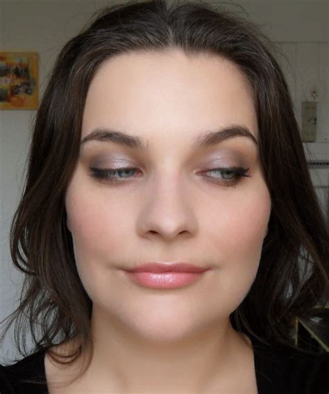 Beauté Blog Maquillage Romantique Avec Les Ombres Perlées De Chanel