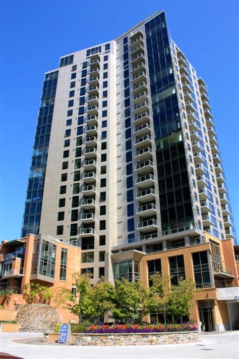 Beautiful High Rise Condos In Downtown Bellevue Interesting Buildings