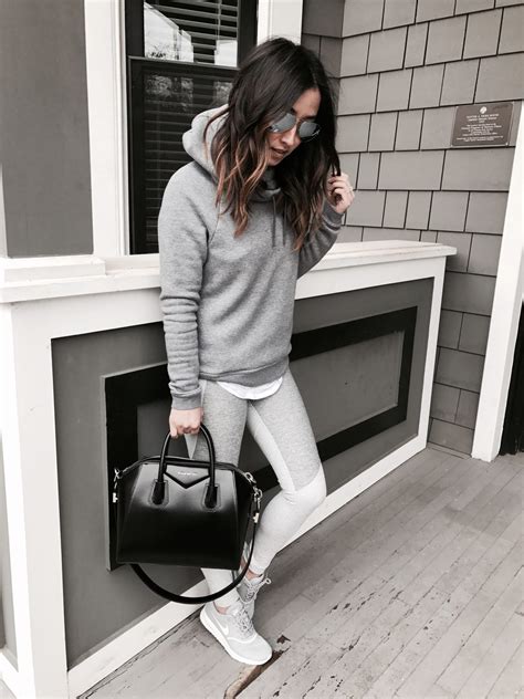 Pin By Crystal Duarte🐰🌸 On Style Athleisure Outfits Outfits With