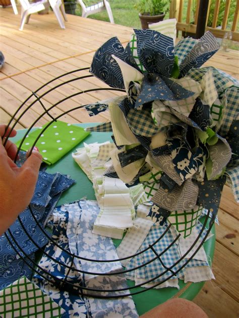 Check out these cooling rack hacks to get yourself totally organized! IMG_0302.JPG 1,200×1,600 pixels | Diy wreath, Wreaths ...