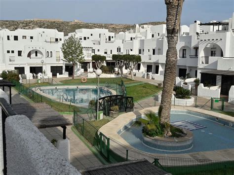 Disponen de aire acondicionado y calefacción, por lo que pueden disfrutar de un ambiente agradable en cualquier época del año. Casa en la playa, Agua Amarga (Agua Amarga, España) - ACTUALIZADO 2019 - Alquileres vacacionales ...