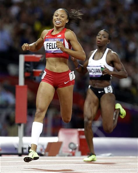 Allyson Felix Pulls Hamstring In 200 Meters Allyson Felix Track And