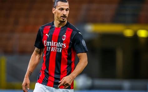 Zlatan'ın babası müslüman, annesi ise hıristiyandı. Italien: Medien: Ibrahimovic mit Milan einig - News ...