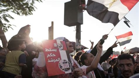 Egypt Protests Set For Showdown More Violence Feared