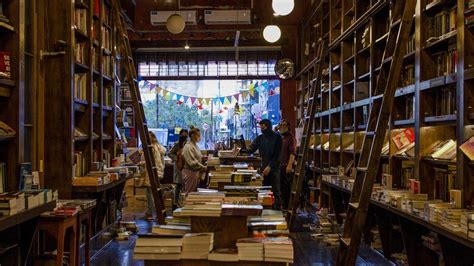 Las Librerías De La Calle Corrientes Ya Pueden Ofrecer Sus Libros En La