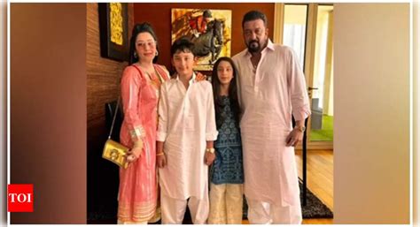 Sanjay Dutt Posts Fam Jam Picture With Diwali Wish Hindi Movie News Times Of India