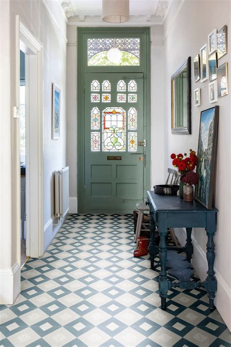 Victorian hallway tiles lend themselves to victorian houses as a decorative yet practical we supplay and instal victorian tiles hallway in the london area, victorian tiles london can supplay you whit correct victorian tiles. Hallway paint ideas: 31 ways to add colour to your hallway ...