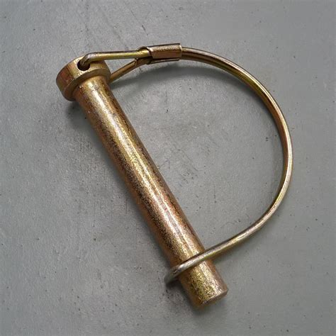 Clipped , clip·ping , clips v. Spring Retaining Clip - MHGoals Ltd.