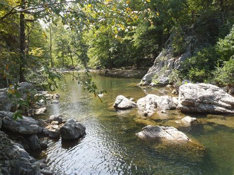 View the menu for queen's restaurant at queen wilhelmina state park and restaurants in mena, ar. Little Missouri Falls near Mena, Arkansas | Arkansas ...