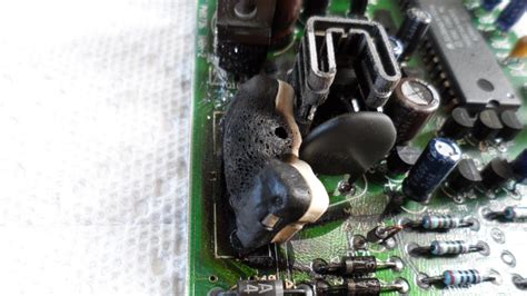 The device should display a reading on the screen. Fried airbag module pictures. - Ford Truck Enthusiasts Forums