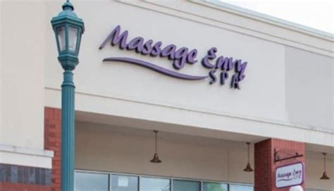 Dozens Accuse Massage Therapists At Large Franchise Of Sexual Misconduct