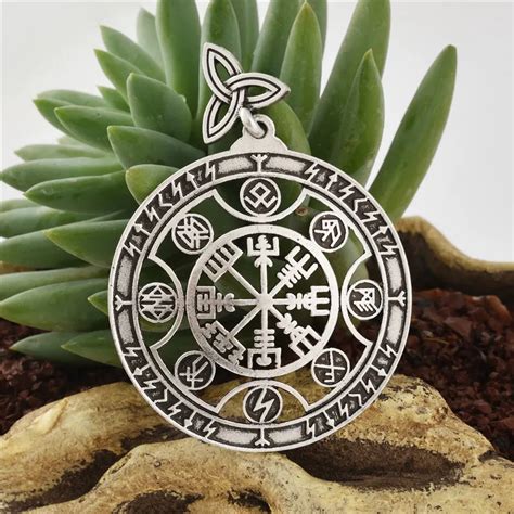 1pc Norse Viking Amulet Spiritual Strength Vegvisir Totem Nordic Rune