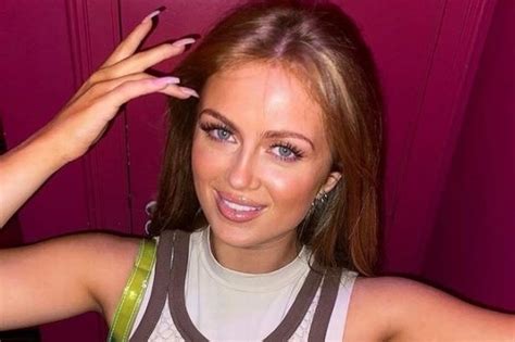 Eastenders Maisie Smith Wows Fans In Backstage Strictly Snap With