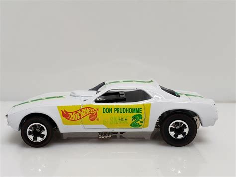 Hot Wheels Vintage Don Prudhomme Snake Ii Plymouth Barracuda White