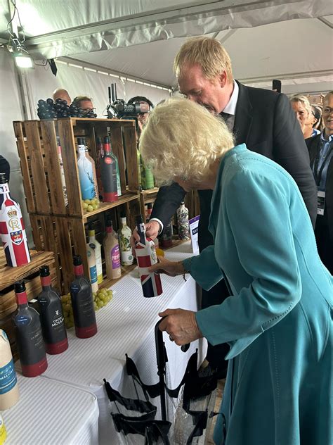 Cardbordeaux 2023 - Frugalpac produces special paper bottle for the