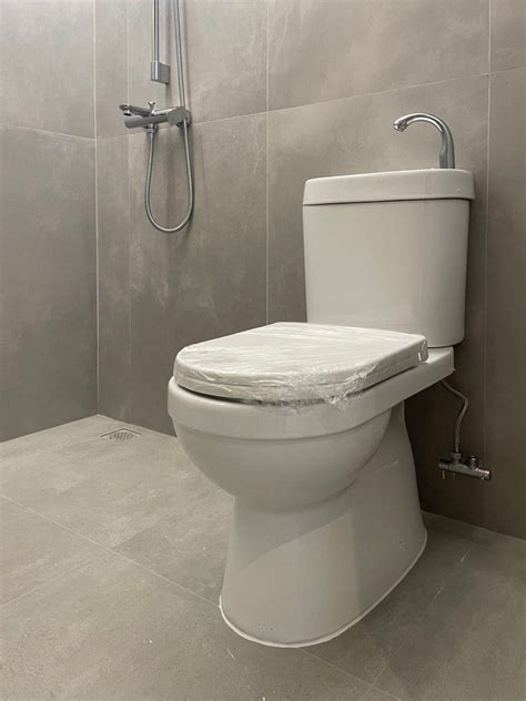 Bto Hdb Toilet Bowl Basin Wo Tap Furniture And Home Living