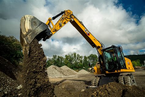 Versatile New Cat® M316 Next Gen Wheeled Excavator Delivers Improved