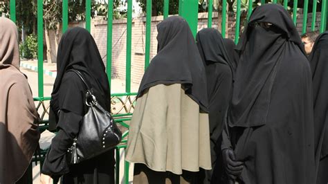 Niqab In Egyptian Universities Personal Choice Or Communication
