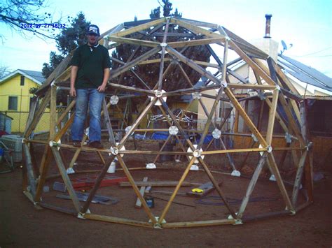 Geodesic Dome Greenhouse Diy Greenhouse Quonset Hut Homes Dome