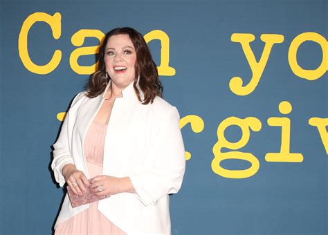 Melissa Mccarthy Says Someone Actually Asked About Her Tremendous Size In An Interview Glamour