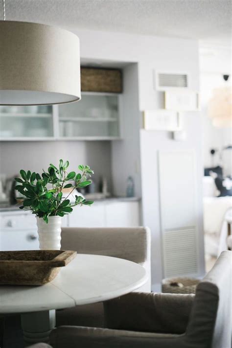 That being said, this trend toward excessively eco friendly design with a smaller footprint. Step Inside a Sophisticated 750 Sq. Ft. Toronto Apartment ...