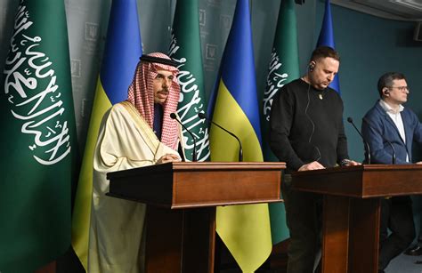 Saudi Arabia To Host Ukraine Russia Peace Talks In Coming Weeks Report