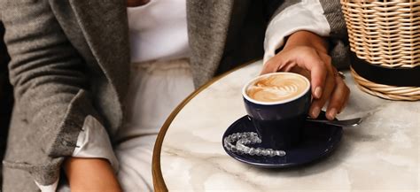 Invisalign treatment cost varies depending on the problem, the duration of treatment, and the experience of the doctor. How Much Does Invisalign® Cost In Australia? - The Dental Room