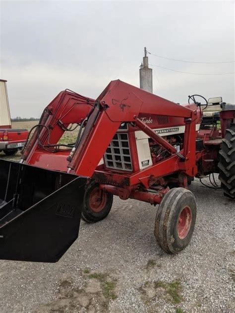 International 2350 Mount O Matic Loader Live And Online Auctions On