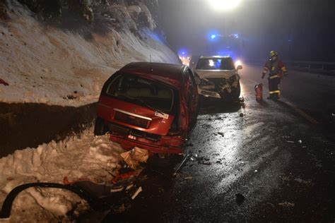 Engelberg Ow Drei Verletzte Bei Unfall