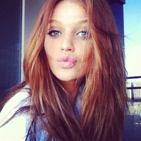 Cintia Dicker Model Beautiful Red Hair Lot Of Freckles Blue Eyes Instagram Beautiful Red Hair