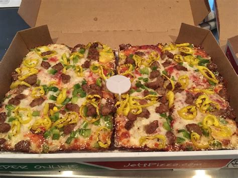 Jets Pizza 10 Photos And 49 Reviews Pizza 4718 Anthony Wayne Dr