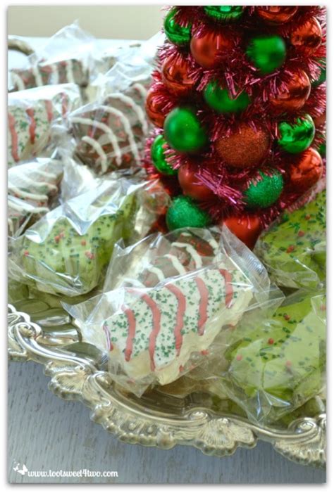 Little debbie has such cool packaging and they are super tasty! Little Debbie Christmas Tree Cakes on a silver platter - Toot Sweet 4 Two