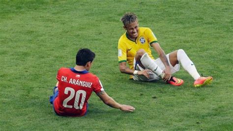 Scolari Compares Neymar To Cristiano Ronaldo And Demands More