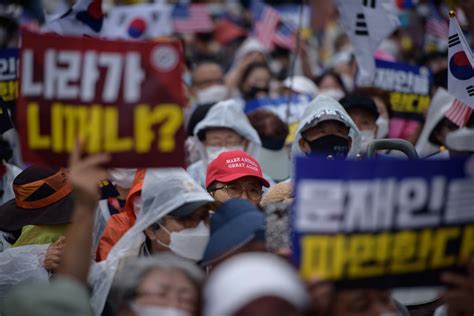 Thousands Join Anti Government Protest In South Korea Despite Covid 19