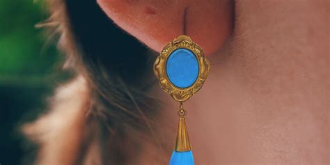 Stretched Ears Heres How To Fix Ripped Holes In Your Earlobes Self