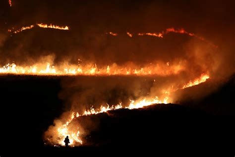 Wildfires Rage Across Uk After Hottest February Day On Record London Evening Standard