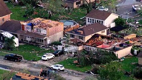 Photos Tornado Storm Damage Across Chicago Area