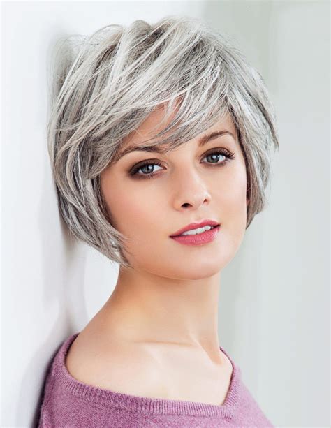 Fashion Chin Length Ladies Grey Hair Wig Uk