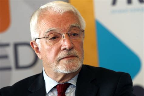 Cambridge igcse mathematics 0580 syllabus for 2020, 2021 and 2022. Labus: Ne može se razvijati sa precenjenim dinarom - Javni ...