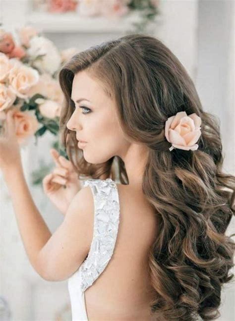30 Beautiful Wedding Guest Hairstyle Ideas 2021 Sheideas