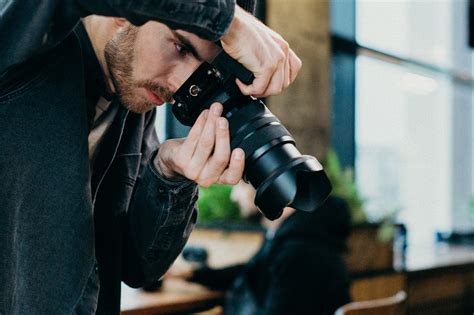 How To Become A Freelance Photographer In 8 Steps Quickbooks Canada
