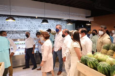 Presidente Luis Abinader Inaugura Sucursales Del Supermercado BohÍo Del