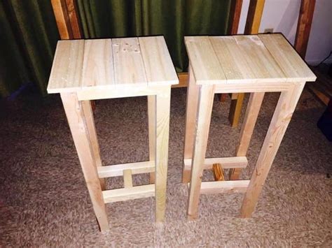 Diy Pallet Bar Table With Stools 101 Pallets