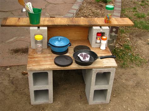 Cinder Block Magic A Movable Outdoor Kitchen Made Of Inexpensive