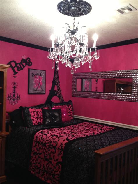 Charming And Beautiful Bedroom Ideas For Women Paris Room Decor Paris Themed Bedroom