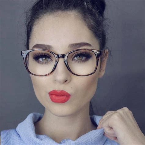 Pin By Yvette Diaz On Gafas Fashion Eye Glasses Glasses Makeup Eye Wear Glasses