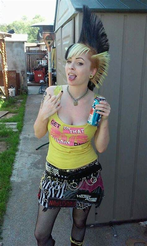 awesome punk rock fashion punk outfits punk rock girls