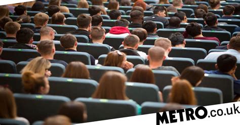 Do University Students Need To Wear Face Masks In Class Metro News