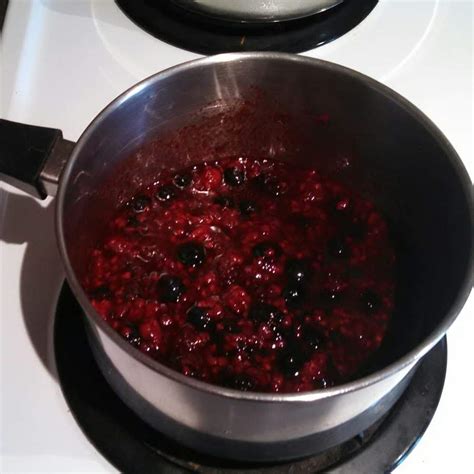 Mixed Berry Pie Filling Turn2thesimple